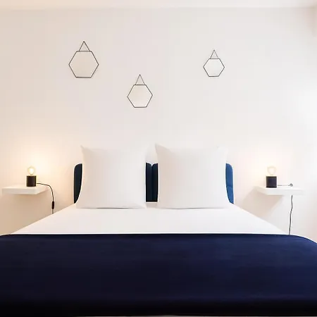 Apartment Confortable Avec Balcon - Proche Gare Riquier Sncf *