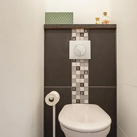 Confortable Avec Balcon - Proche Gare Riquier Sncf Nice