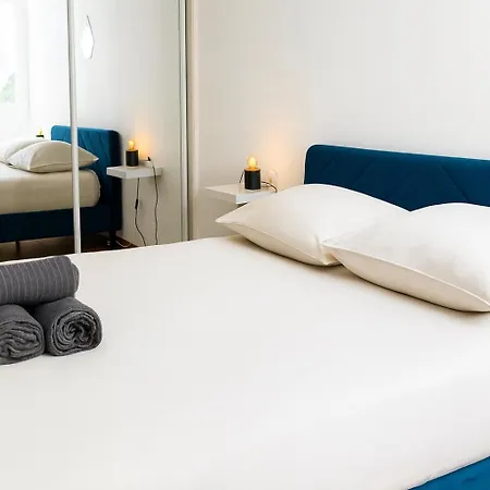 Confortable Avec Balcon - Proche Gare Riquier Sncf